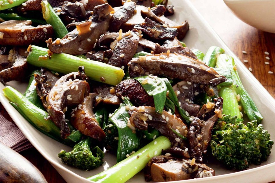 Mushroom & Broccoli Stir-Fry