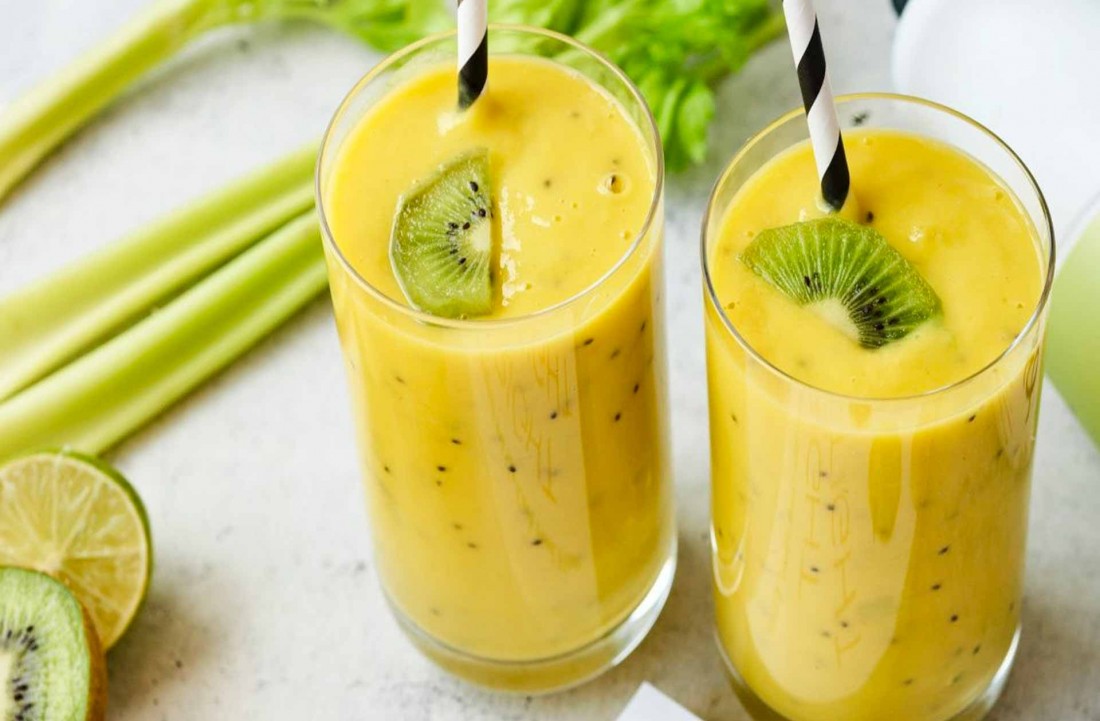 Kiwi & Mango Smoothie
